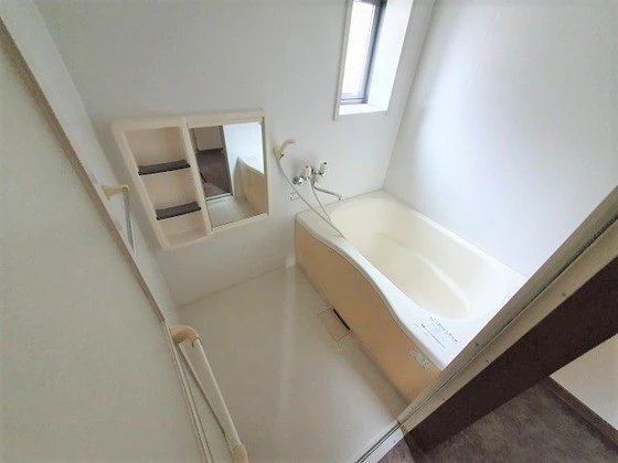 クレールせせら B棟