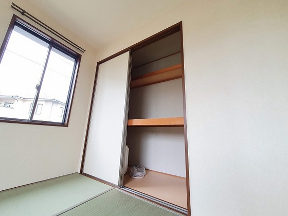 クレールせせら B棟