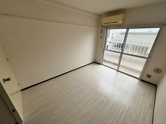 ジャルダン三筋