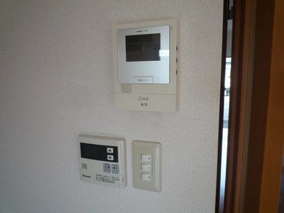 ウッディバードA棟