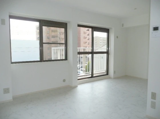 トリヴァンベール・鷹取