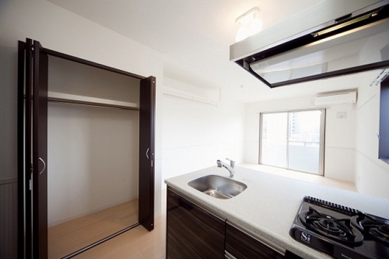 サンパレス東古松