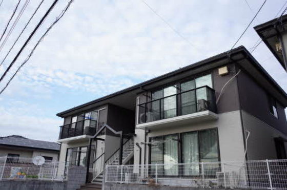 パークサイド・イズミ D号館