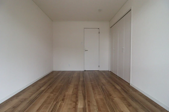 関ニューバリヤ A棟