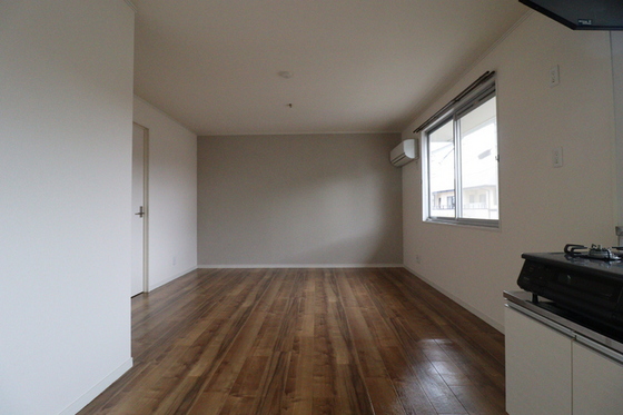 関ニューバリヤ A棟