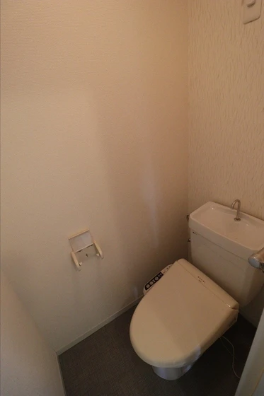 関ニューバリヤ A棟