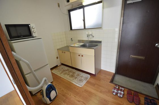 ホワイトメゾン津島D