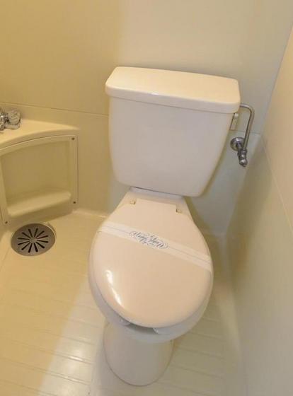 ホワイトメゾン津島D