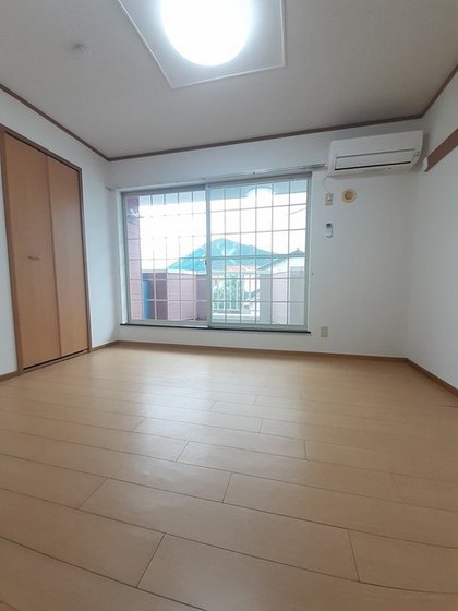 クレストール亀山