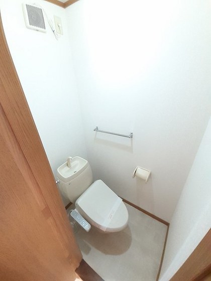 クレストール亀山