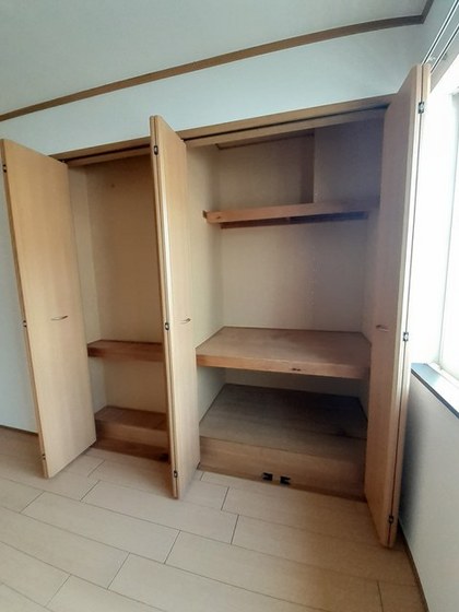 クレストール亀山