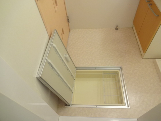 リビングタウン豊成 B棟