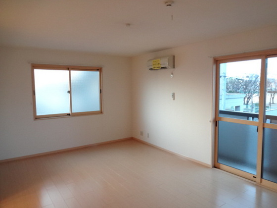 リビングタウン豊成 B棟