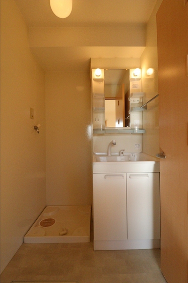 リビングタウン豊成 B棟