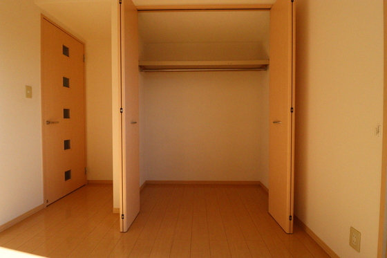 リビングタウン豊成 B棟