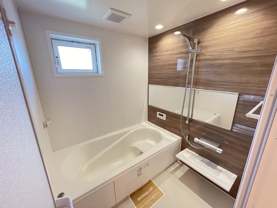 リバーサイド伴中央