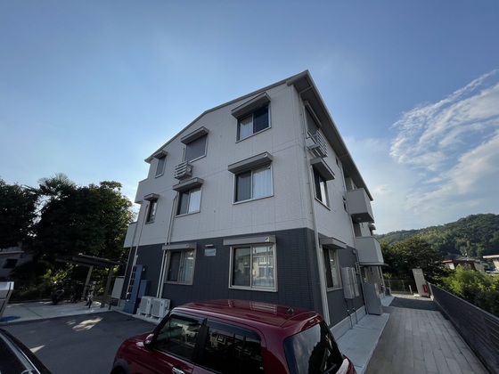 リバーサイド伴中央