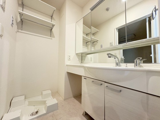 アネシス寺家A・B A棟