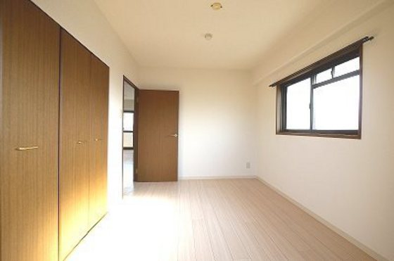 シャンポールながせE棟