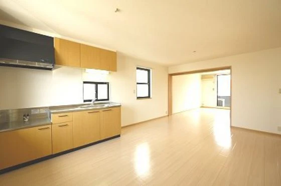 シャンポールながせE棟