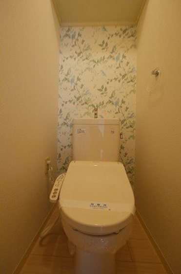 シャンポールながせE棟