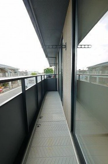 シャンポールながせE棟