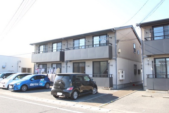 シャンポールながせE棟