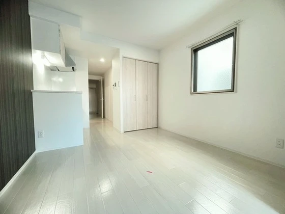 月光江波東参番館