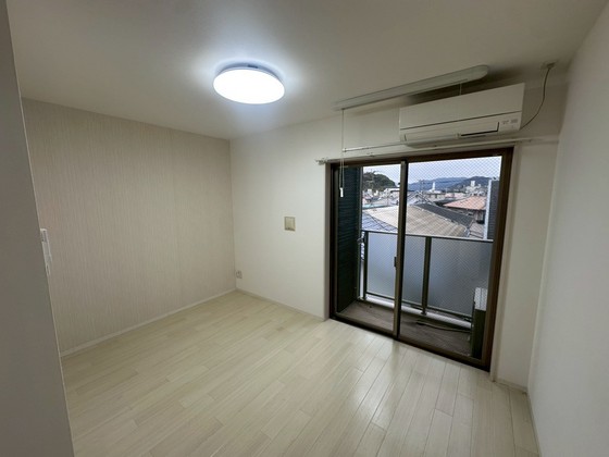 月光江波東四番館