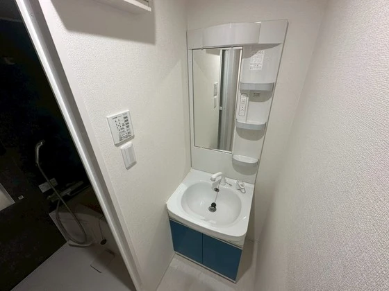 月光江波東四番館