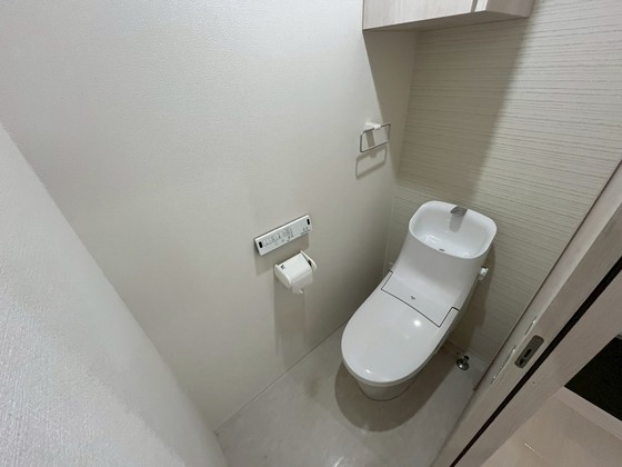 月光江波東四番館