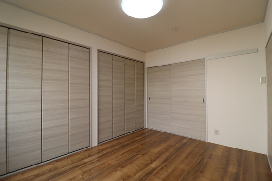 コスメティックスオオフク F棟