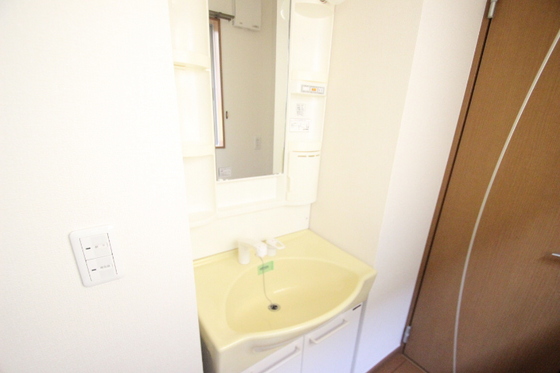 Woody court祇園 B館