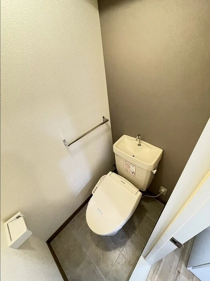 雨あがりの虹 A棟