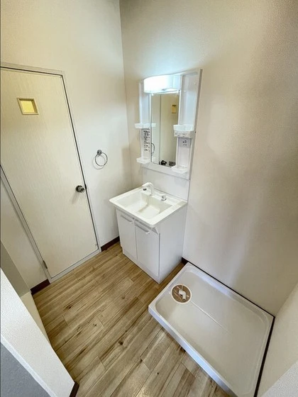 雨あがりの虹 A棟