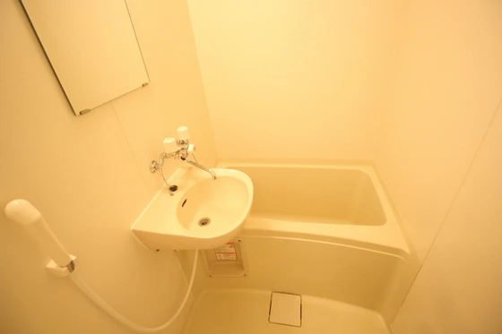 レオパレスひいらぎ