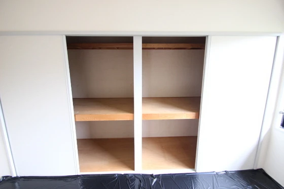 アンセスタ川西7番館