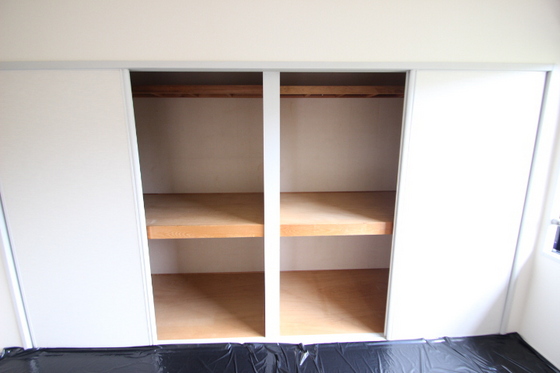 アンセスタ川西7番館