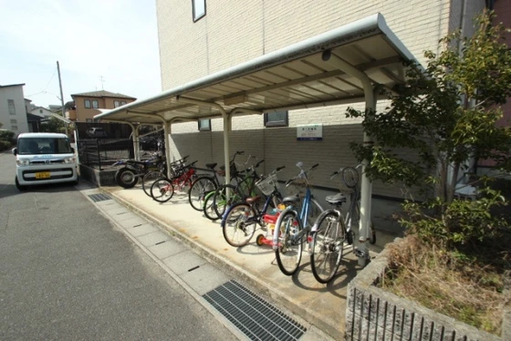 ラ・プラージュ屋代