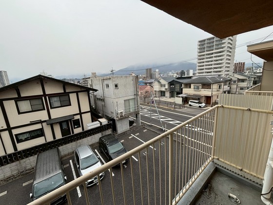 海老園テラスハウス