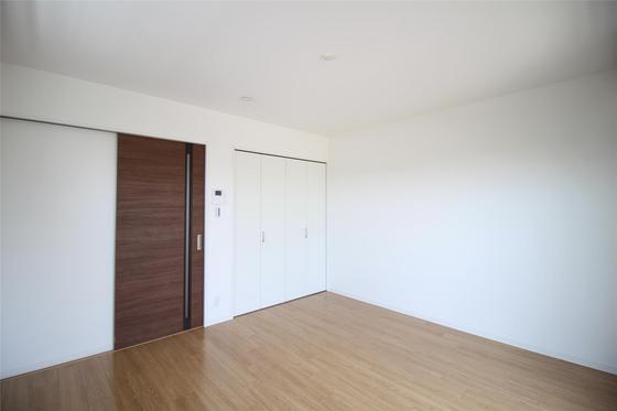 Eslead HOUSEN(エスリードホウセン)