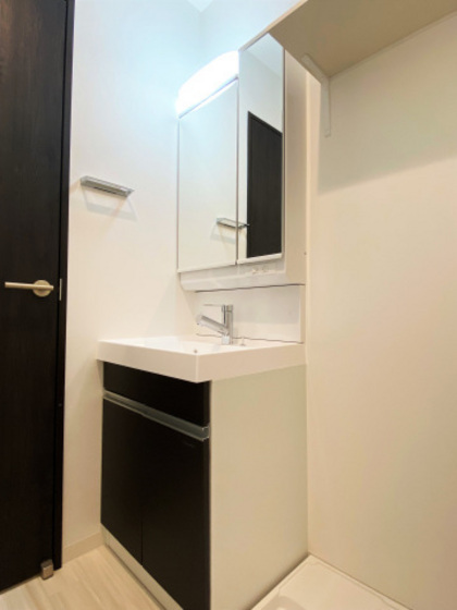 REGALEST TOGO(レガリスト トウゴ)