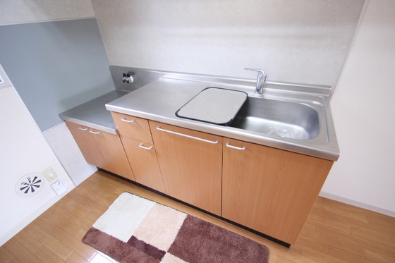 ハイツ上祗園 B棟