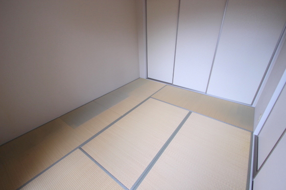 ハイツ上祗園 B棟