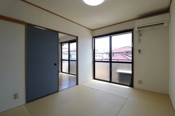 ライムライトツインズ B棟