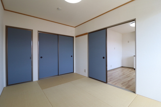 ライムライトツインズ B棟