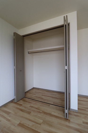 ライムライトツインズ B棟