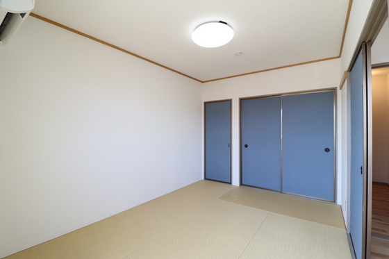 ライムライトツインズ B棟