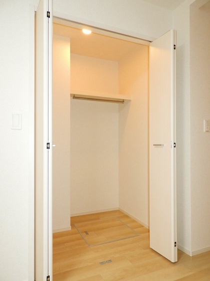 ヴィヴレ 広駅前