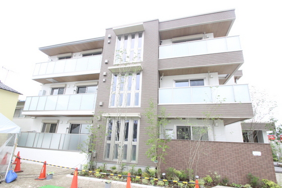 グランドソレイユ A棟